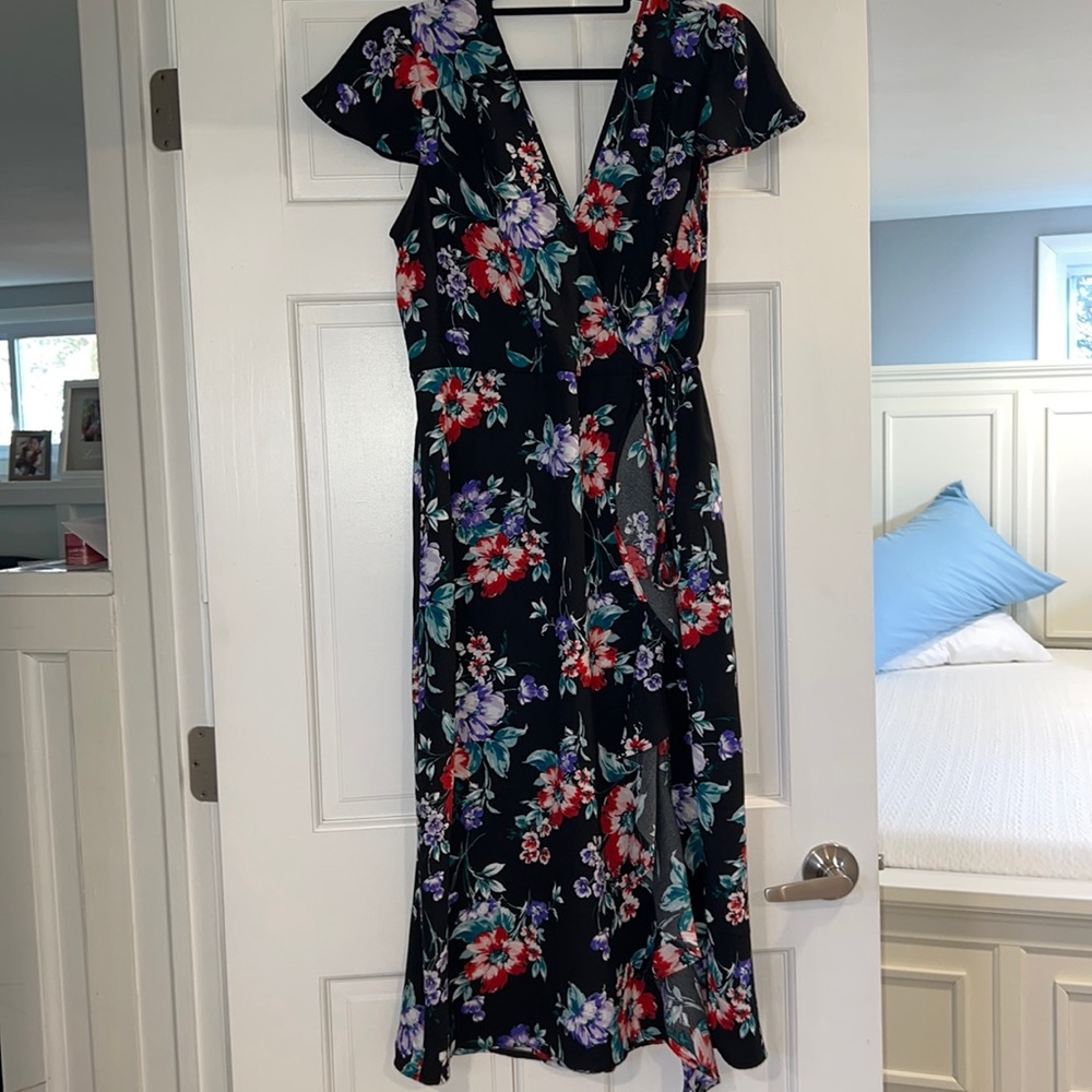 Woman’s floral summer dress L